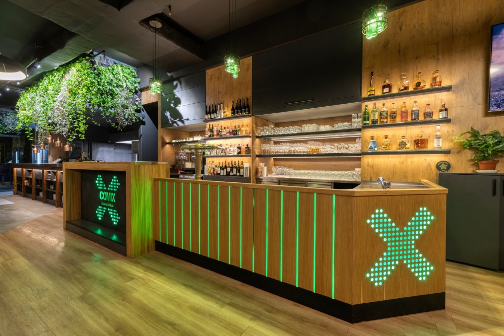 Excelent Urban Pub Comix