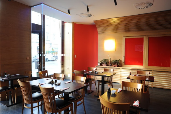 Sushi Bar Made in Japan